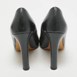 Pre Owned Chanel Grey/Gold Leather Flower Embellished Pumps Size 40.5