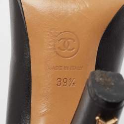Pre Owned Chanel Black Leather Studded CC Star Pumps Size 39.5