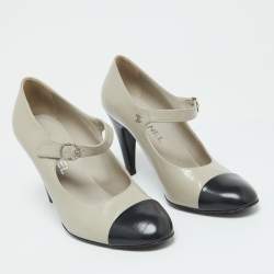 Chanel Grey/Black Leather Pumps Size 38.5