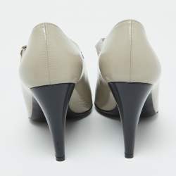 Chanel Grey/Black Leather Pumps Size 38.5