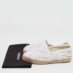 Chanel White Canvas CC Camellia Applique Espadrille Flats Size 36