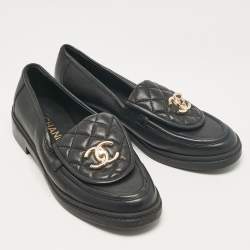 Pre Owned Chanel Black Leather Quilted CC Turnlock Loafers Size 37