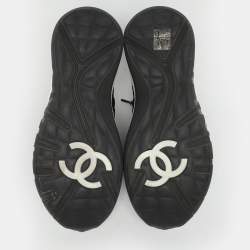 Pre Owned Chanel Black Mesh and Suede CC Low Top Sneakers Size 39