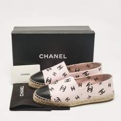Chanel Pink/Black Leather CC Printed Cap Toe Espadrille Flats Size 41