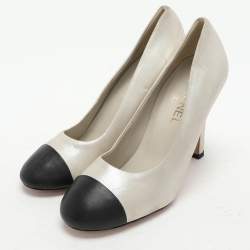 Chanel Silver/Black Leather Cap Toe Embellished Pumps Size 40