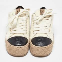 Pre Owned Chanel Beige/Black Shearling and Leather Cap Toe CC Low Top Sneakers Size 40