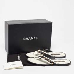 Pre Owned Chanel Black/White Leather Thong Sandals Size 41