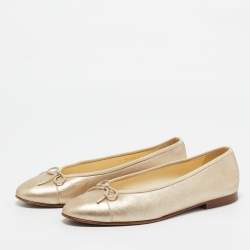 Pre Owned Chanel Metallic Gold Leather CC Ballet Flats Size 39.5