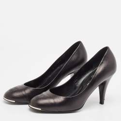 Chanel Black Leather CC Round Toe Pumps Size 38.5