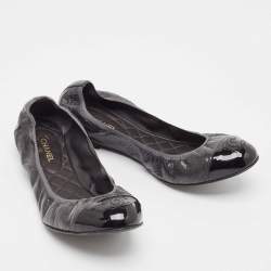 Chanel Grey/Black Patent Leather CC Scrunch Ballet Flats Size 42