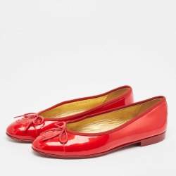 Pre Owned Chanel Red Patent Leather CC Ballet Flats Size 37.5