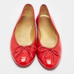 Pre Owned Chanel Red Patent Leather CC Ballet Flats Size 37.5