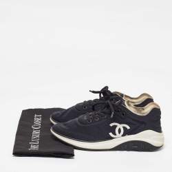 Pre Owned Chanel Black Nylon Interlocking CC Logo Low Top Sneakers Size 40