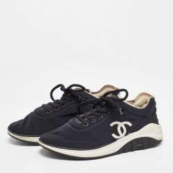 Pre Owned Chanel Black Nylon Interlocking CC Logo Low Top Sneakers Size 40