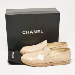 Chanel Beige Patent Leather CC Espadrille Loafers Size 39.5