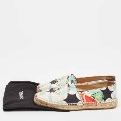 Pre Owned Chanel Multicolor Printed Canvas CC Espadrille Flats Size 41