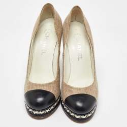Pre Owned Chanel Beige/Black Fabric and Leather CC Cap Toe Platform Pumps Size 39