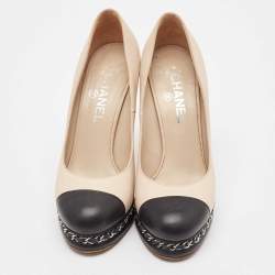 Pre Owned Chanel Beige/Black Leather CC Chain Link Platform Pumps Size 38.5