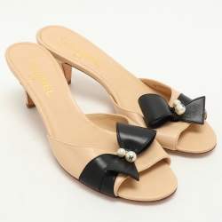 Chanel Beige Leather Bow Slide Sandals Size 39
