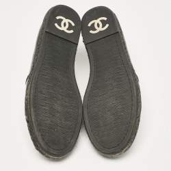 Pre Owned Chanel Black Patent Leather CC Espadrille Loafers Size 39
