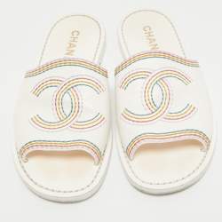 Chanel White Leather CC Logo Embroidered Flat Sandals Size 35