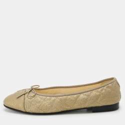Pre Owned Chanel Gold Quilted Caviar Leather CC Ballet Flats Size 40