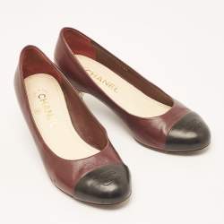 Chanel Burgundy/Black Leather CC Cap Toe Pumps Size 37.5