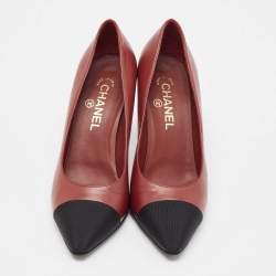 Chanel Burgundy/Black Leather and Fabric Cap Toe Pumps Size 39