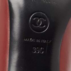 Chanel Burgundy/Black Leather and Fabric Cap Toe Pumps Size 39