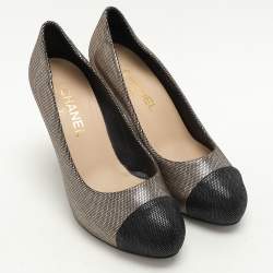 Pre Owned Chanel Metallic Gold/Black Textured Suede CC Platform Pumps Size 38