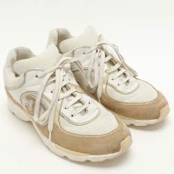 Pre Owned Chanel White Canvas and Leather CC Low Top Sneakers Size 39