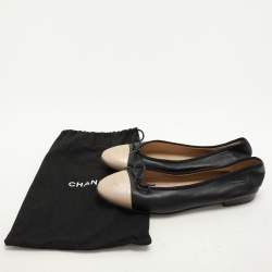 Pre Owned Chanel Black/Beige Leather CC Ballet Flats Size 40.5