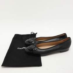 Pre Owned Chanel Black Leather and Patent Leather CC Ballet Flats Size 40.5