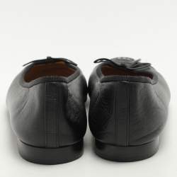 Pre Owned Chanel Black Leather and Patent Leather CC Ballet Flats Size 40.5