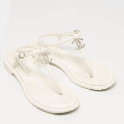 Chanel White Leather CC Thong Sandals Size 38