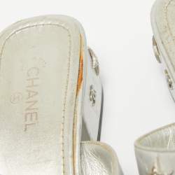 Chanel Silver Leather Star Crystal Embellished Slide Sandals Size 38.5