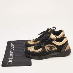 Pre Owned Chanel Black/Gold Suede and Leather CC Low Top Sneakers Size 37