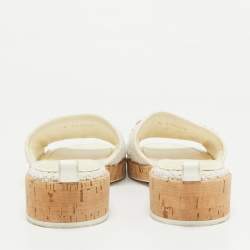 Pre Owned Chanel Off White Tweed Chain Detail Cork Slide Sandals Size 37