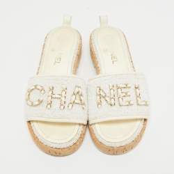 Pre Owned Chanel Off White Tweed Chain Detail Cork Slide Sandals Size 37