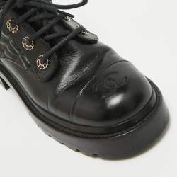 Chanel Black Quilted Leather CC Cap Toe Chain Link Logo Combat Boots Size 38