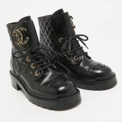 Chanel Black Quilted Leather CC Cap Toe Chain Link Logo Combat Boots Size 38