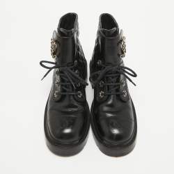 Chanel Black Quilted Leather CC Cap Toe Chain Link Logo Combat Boots Size 38