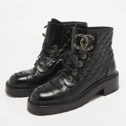 Chanel Black Quilted Leather CC Cap Toe Chain Link Logo Combat Boots Size 38
