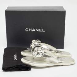 Chanel Silver Leather Camellia Thong Flats Size 36.5