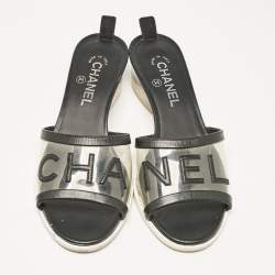 Pre Owned Chanel Black Leather and PVC Logo Block Heel Slide Sandals Size 39