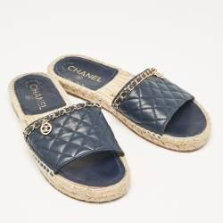Pre Owned Chanel Navy Blue Quilted Leather CC Chain Link Espadrille Slides Size 37
