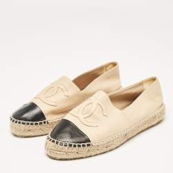 Pre Owned Chanel Beige/Black Leather CC Cap Toe Espadrille Flats Size 39