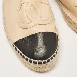 Pre Owned Chanel Beige/Black Leather CC Cap Toe Espadrille Flats Size 39