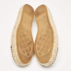 Pre Owned Chanel Beige/Black Leather CC Cap Toe Espadrille Flats Size 39