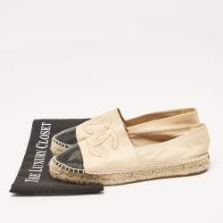 Pre Owned Chanel Beige/Black Leather CC Cap Toe Espadrille Flats Size 39